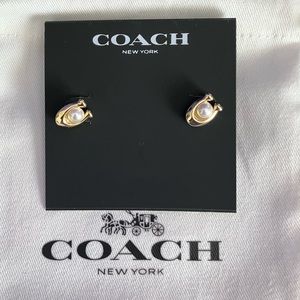 NWT Coach pearl stud earrings